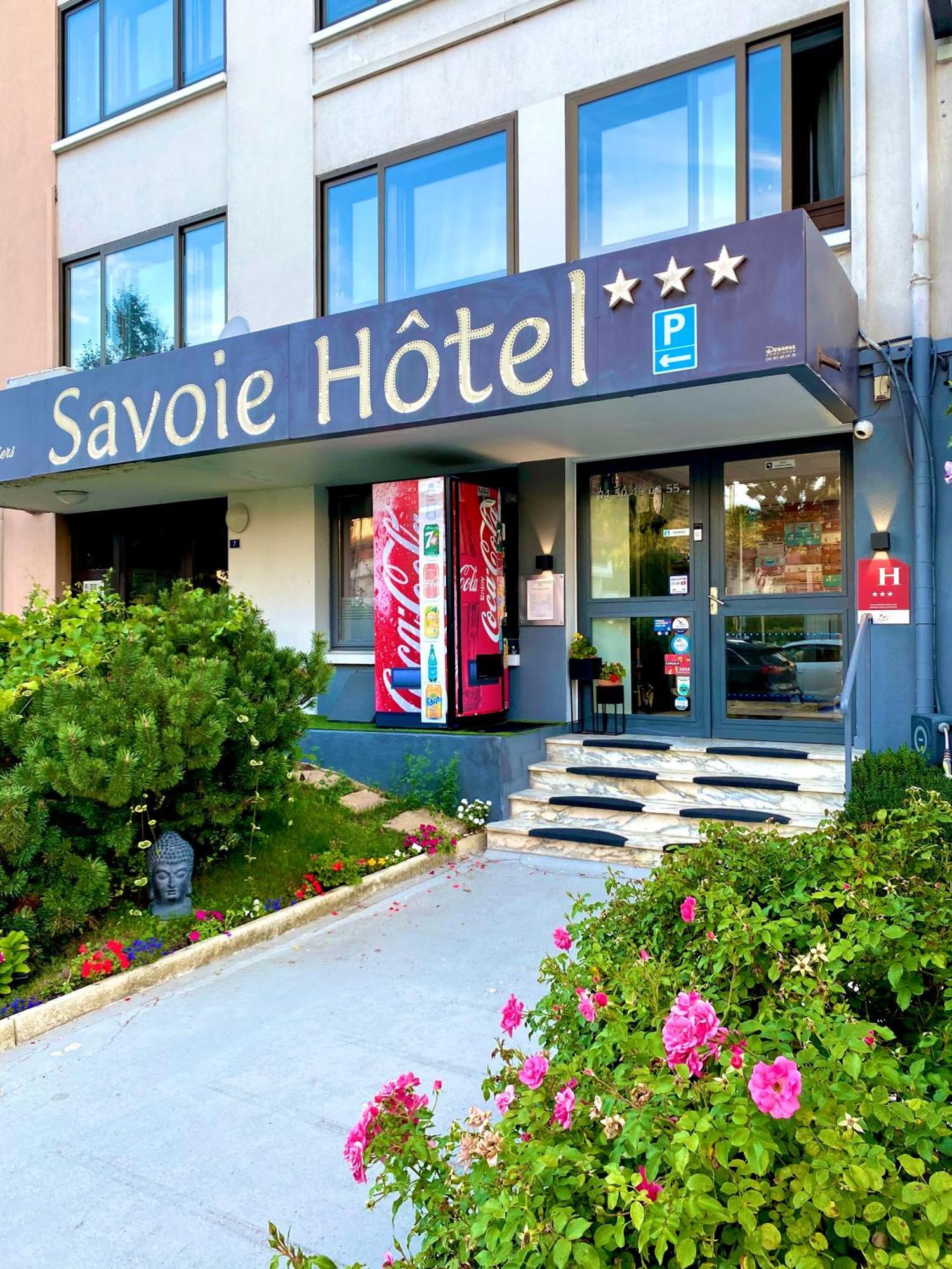 Savoie Hotel Aux Portes De Geneve Saint-Julien-en-Genevois Exterior foto